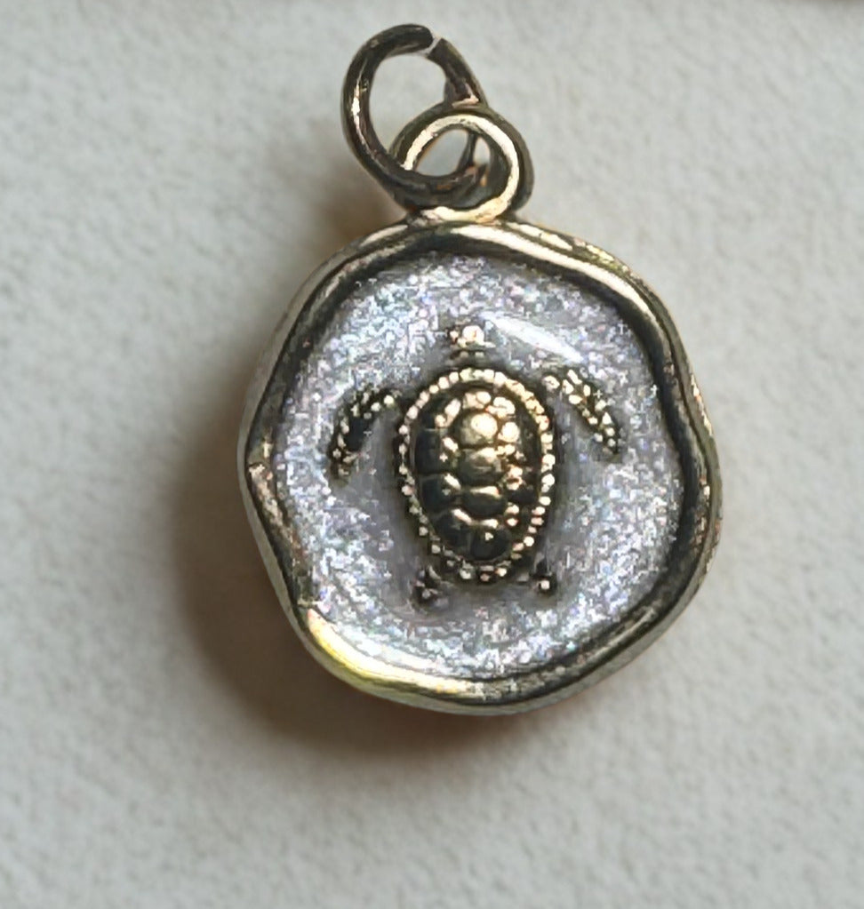 Turtle Charm - Gold/ White
